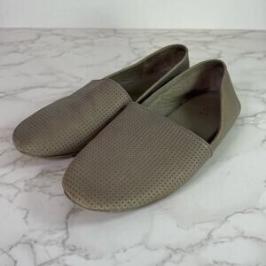 Vince Bogart Slip Ons 7